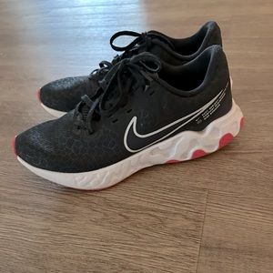 Nike black, white and pink sneakers. Women Size 9.5